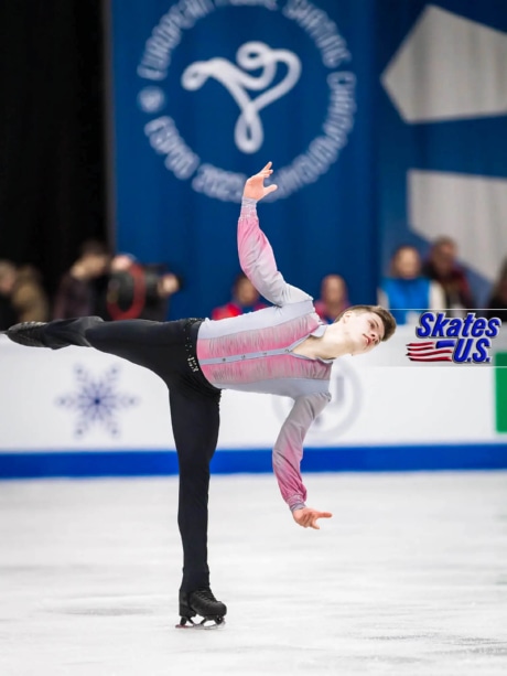 Ice Gallery Skates U.S.